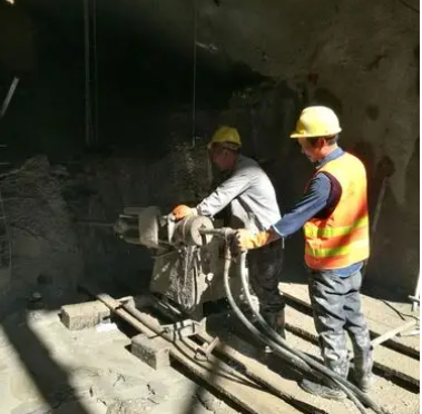 普安水下抗分散灌浆料特点 水下不分散注浆料介绍